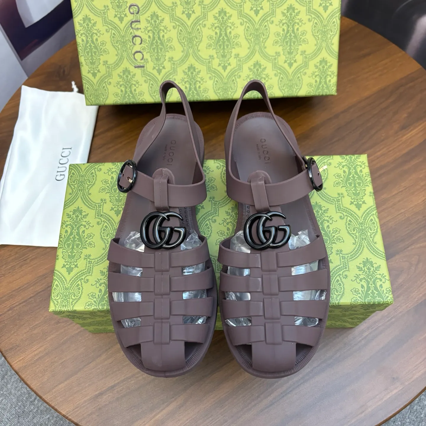 Men's shoes 260💰 [Gucci] Counter quality, top-quality original goods, real photos! Original TPU material, fine workmanship, comfortable; genuine 1:1 replica Size: 36 ~ 46